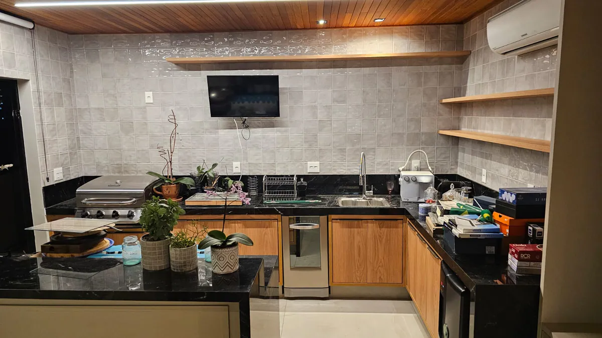 Área gourmet com churrasqueira: Espaço gourmet